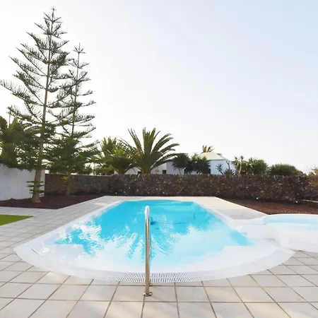 Willa Book Jet-villa Malpai With Private Pool & Jacuzzi *